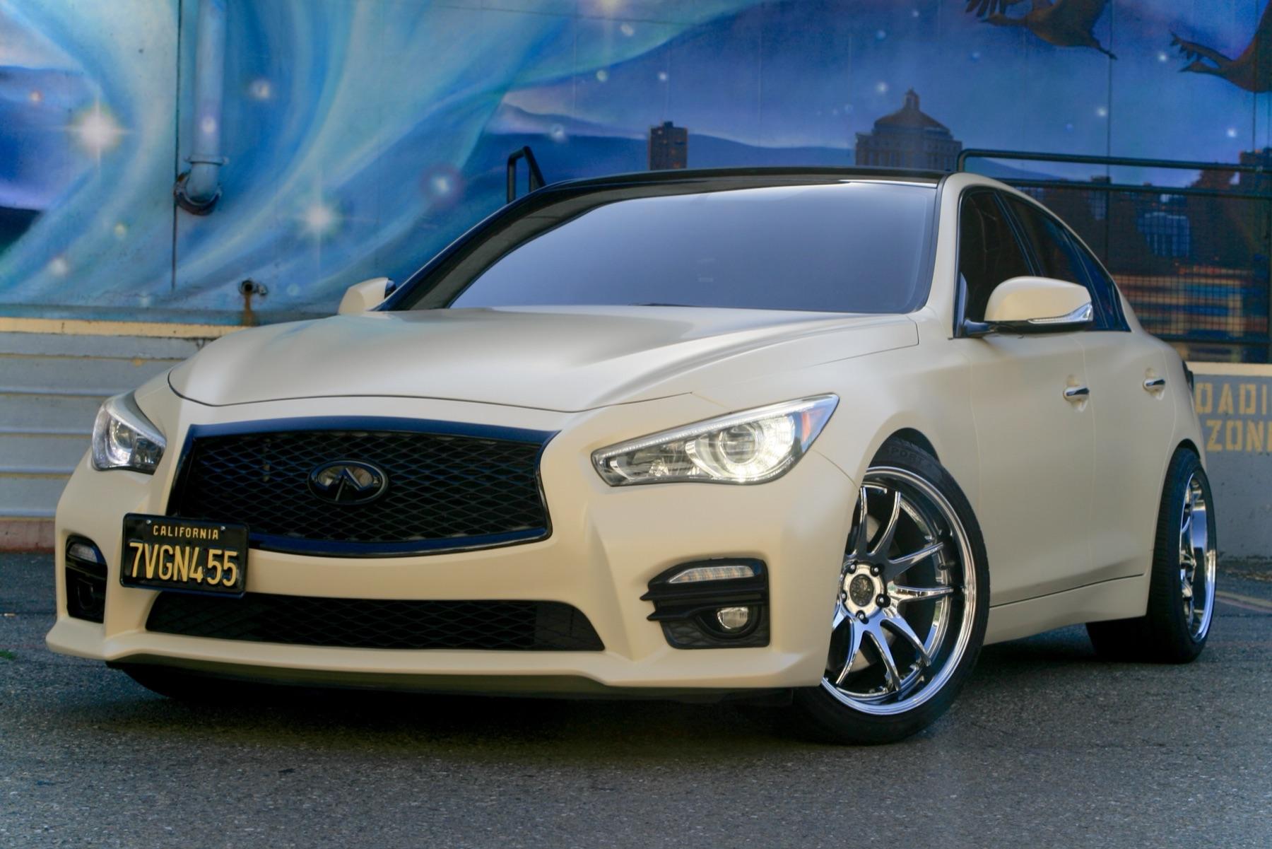 Infiniti Q50 — Full studio service